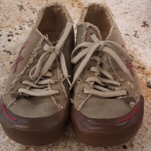 Jump Tan Athletic Shoes with Canvas Upper and Hard Rubber Sole